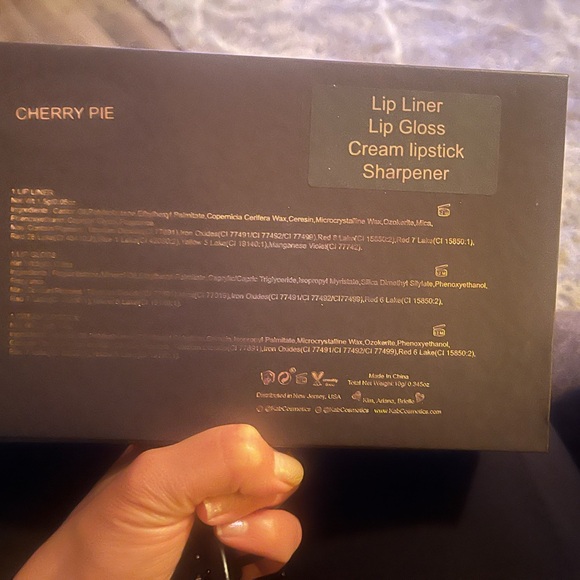 Trade for trendypink 

NWT lipstick set - Picture 6 of 8